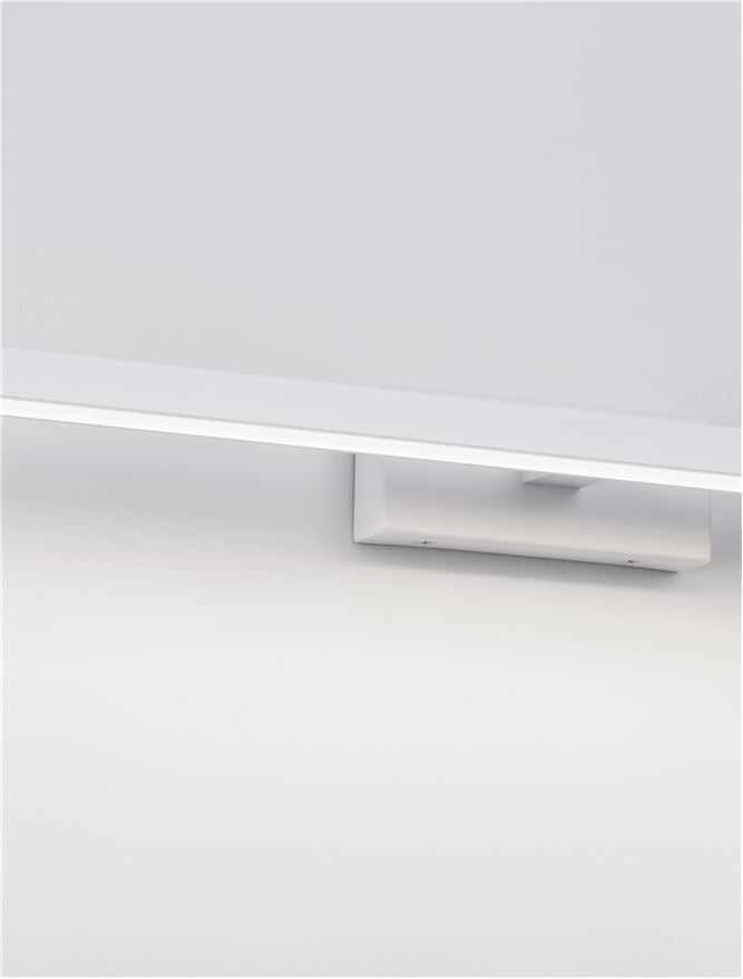 Aplica de interior FLAT White Aluminium & Acrylic LED 18W 3000K Dim: L.63 X W.9 X H.7.5 cm IP44 Nova Luce
