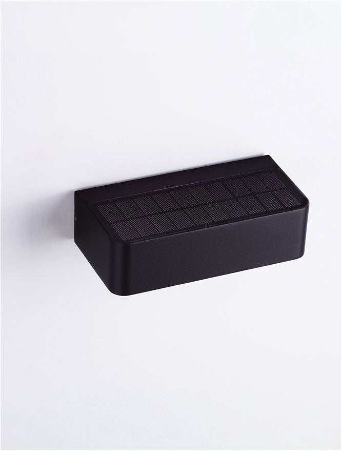 Aplica de exterior IRID black, LED 2W 3000K IP65 Solar light Nova Luce