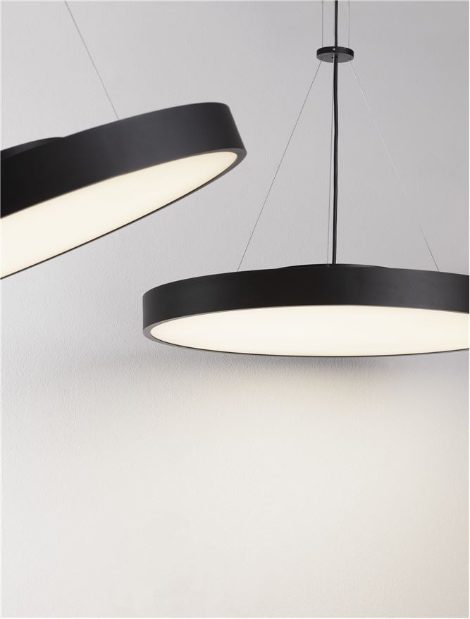 Lampa suspendata PERFECT Sandy Black Aluminium & Acrylic Pendant LED 24W 3000K Diam: 40 cm Nova Luce