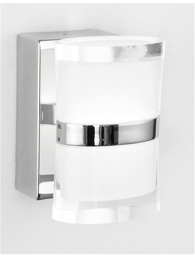 Aplica de interior SABIA Chrome Aluminum & Acrylic LED 10W 3000K Dim: L. 8.5 X W. 9.8 X H. 12.5 cm IP44 Nova Luce