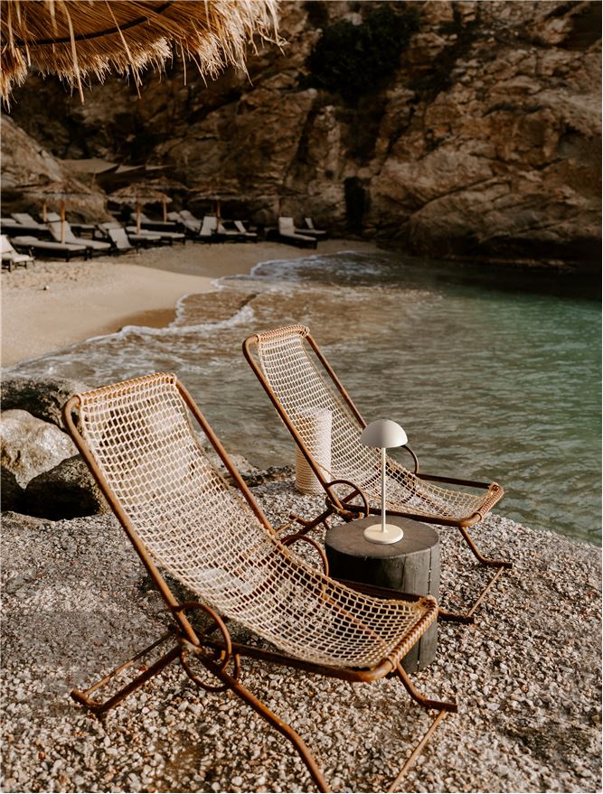 Lampa de masa portabila ROSE, alb, 2W, IP54 H 32cm Nova Luce