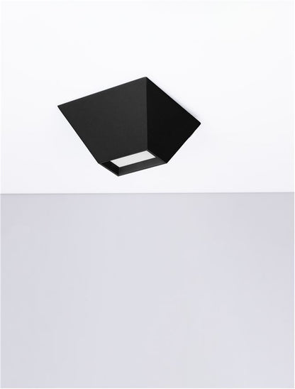 Plafoniera OUTOPIA Sandy Black Aluminium & Steel LED 9W 3000K Dim: 15X15 cm  Nova Luce