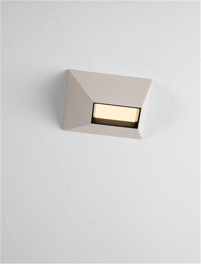 Plafoniera OUTOPIA Sandy Beige Aluminium & Steel LED 9W 3000K Dim: 15X15 cm  Nova Luce